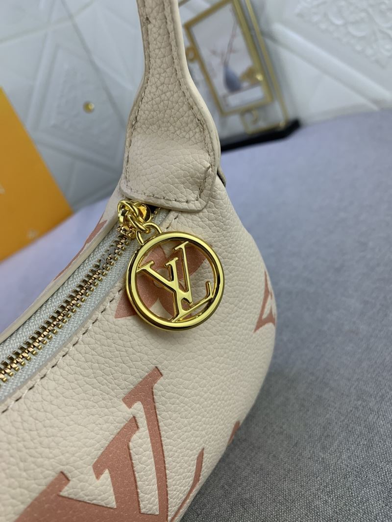 Louis Vuitton Hobo Bags